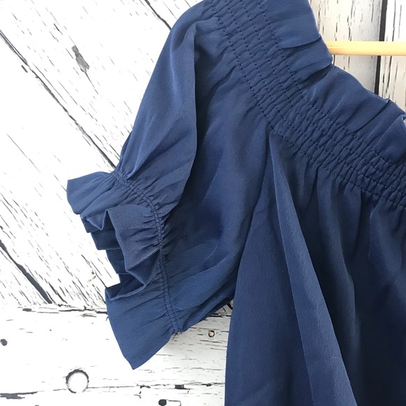 Romeo & Juliet Front-Tie Blouse (L) - Picture 8 of 8